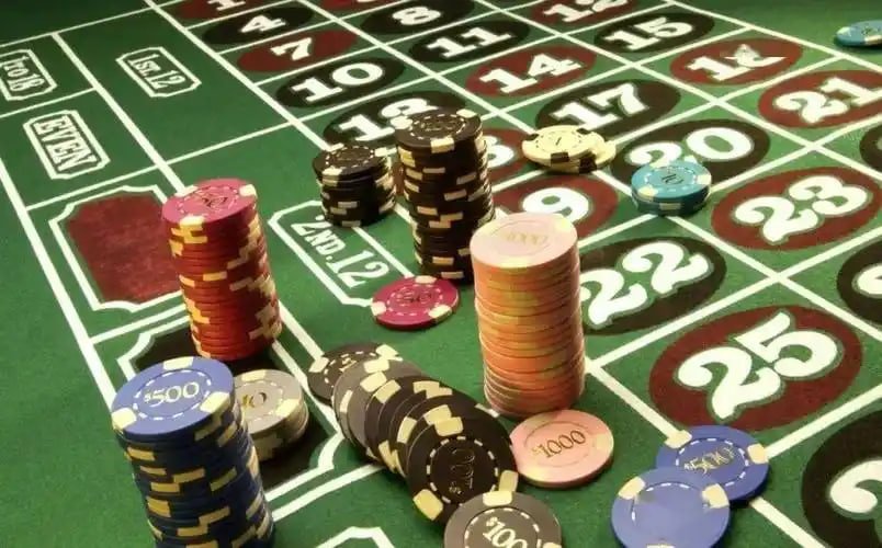 700 bet